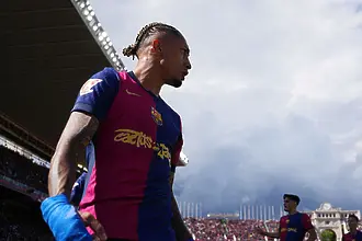 Ханзи Флик нападна ФИФА и защити Рафиня 