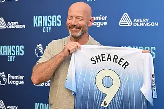  Дъщерите на Алън Шиърър му донесоха двойна „ръгби“ радост