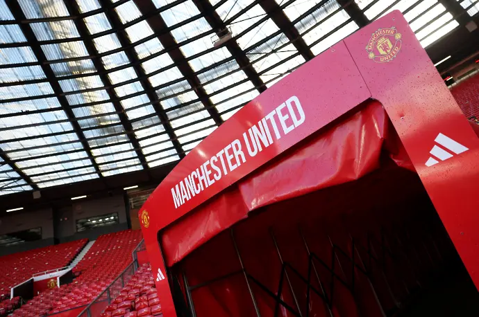 Манчестър Юнайтед се изкушава от саудитските милиони в средата на сезона
