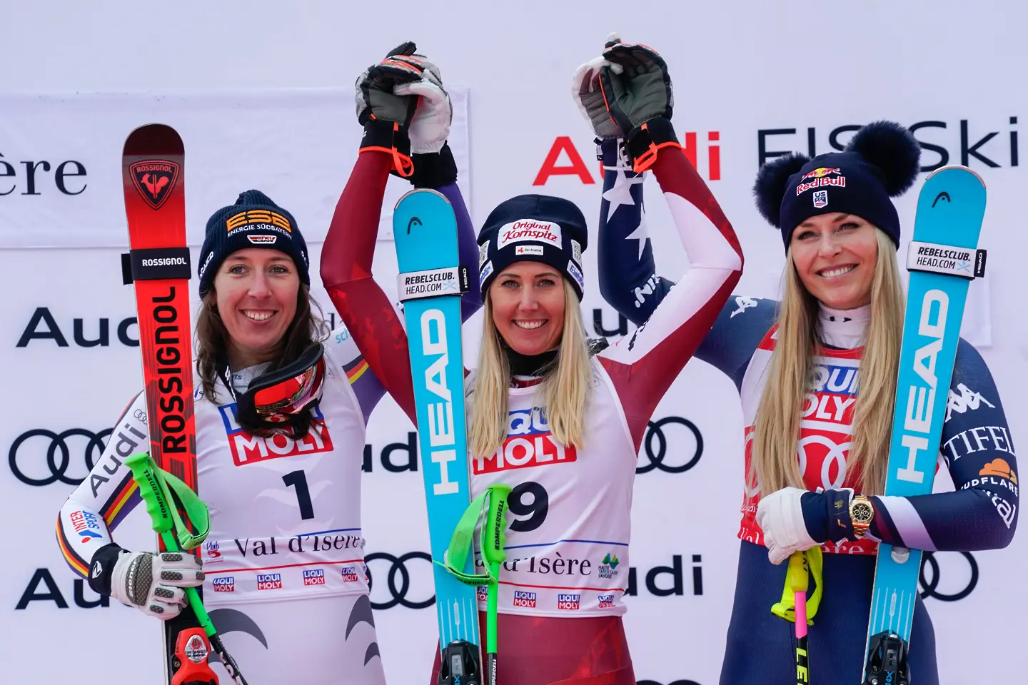 Хютер спечели спускането във Вал Д'Изер, Линди Вон отново се качи на подиума / Getty Images