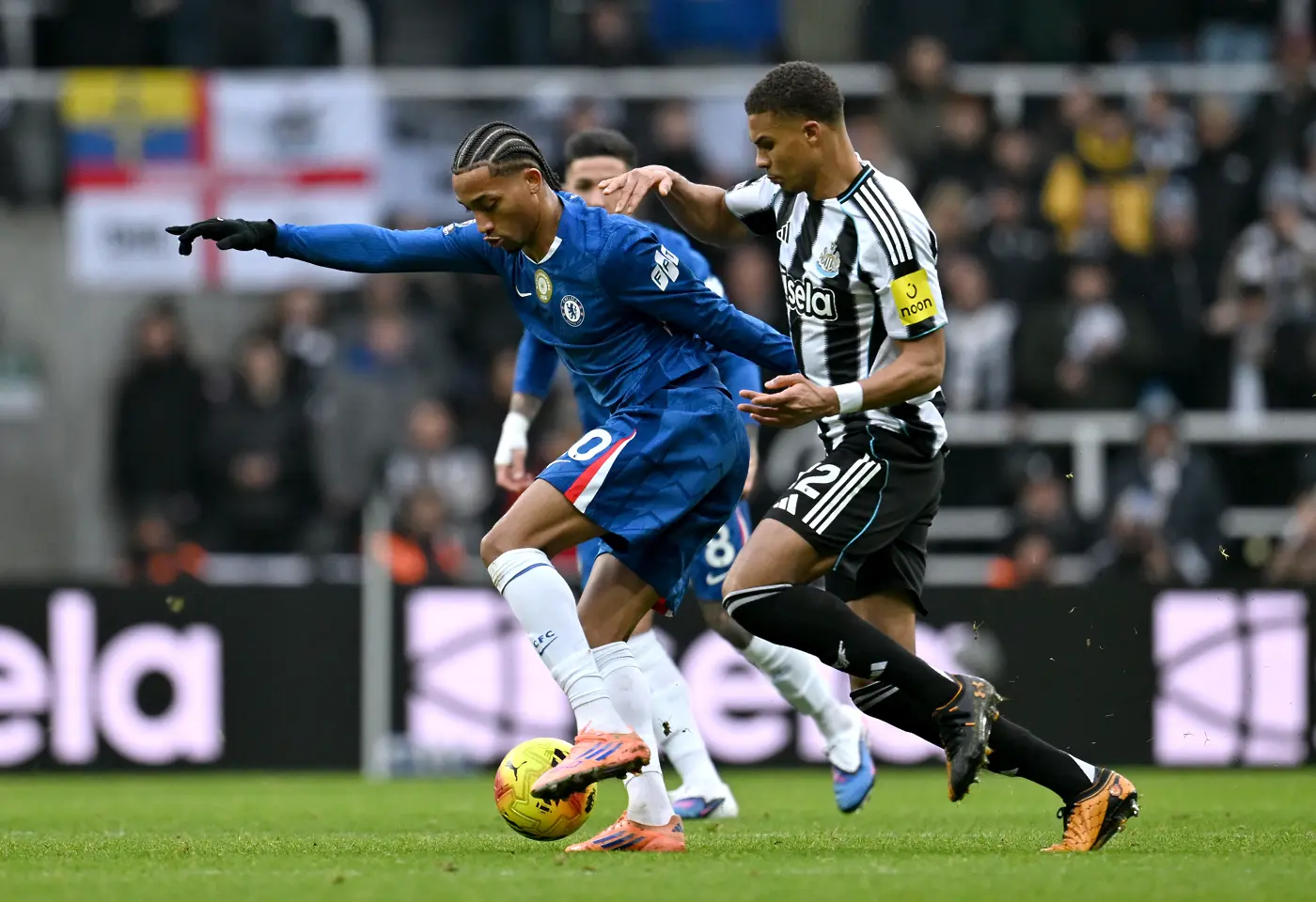 Жоао Педро, Малик Тиау, Нюкасъл - Челси / Getty Images