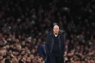 Слот потвърди за Исак и нападна бранител на Тотнъм