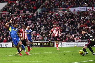 Новаците Съндърланд и Лийдс не излъчиха победител