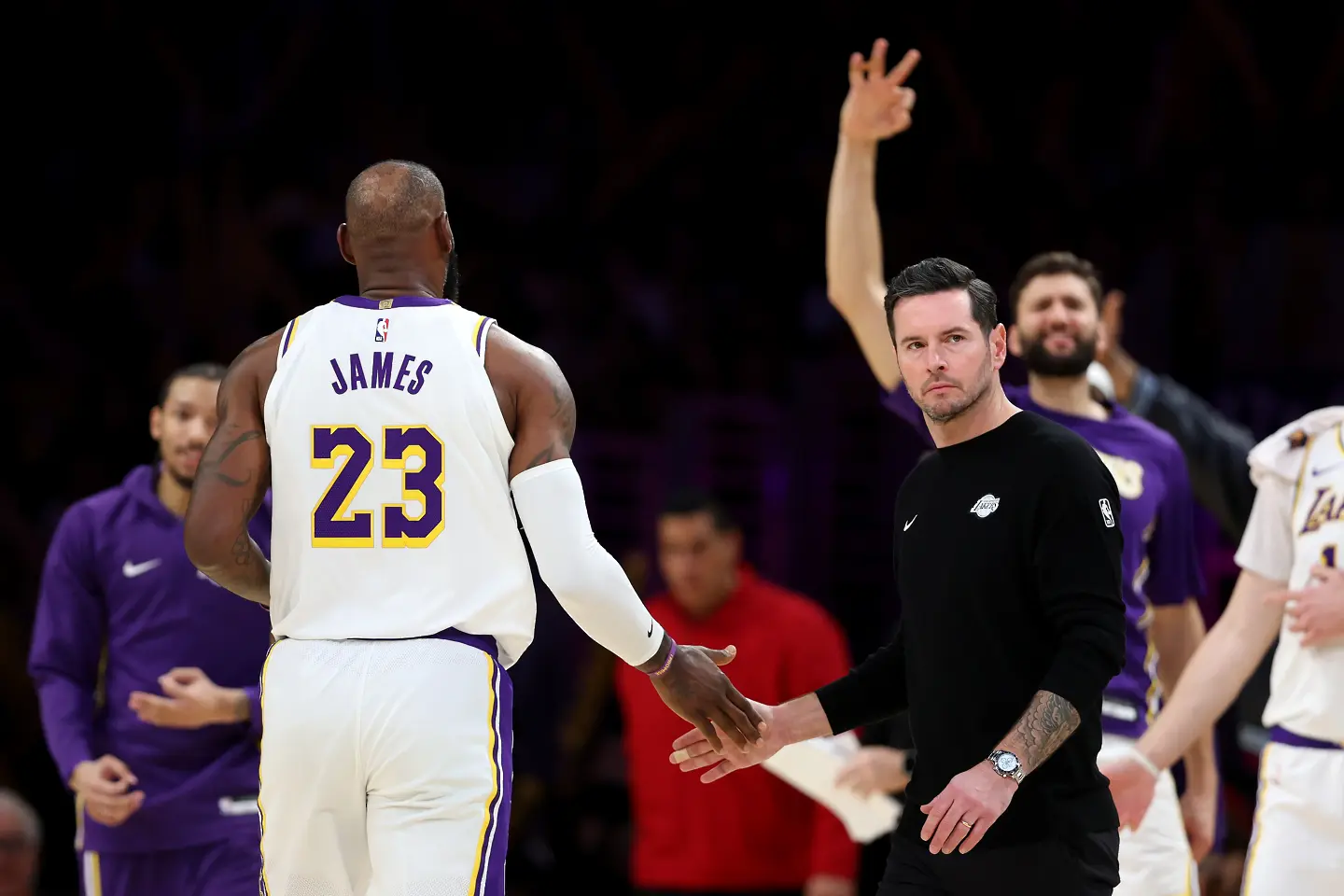 Лос Анджелис Лейкърс прекъсна негативната серия (ВИДЕО)