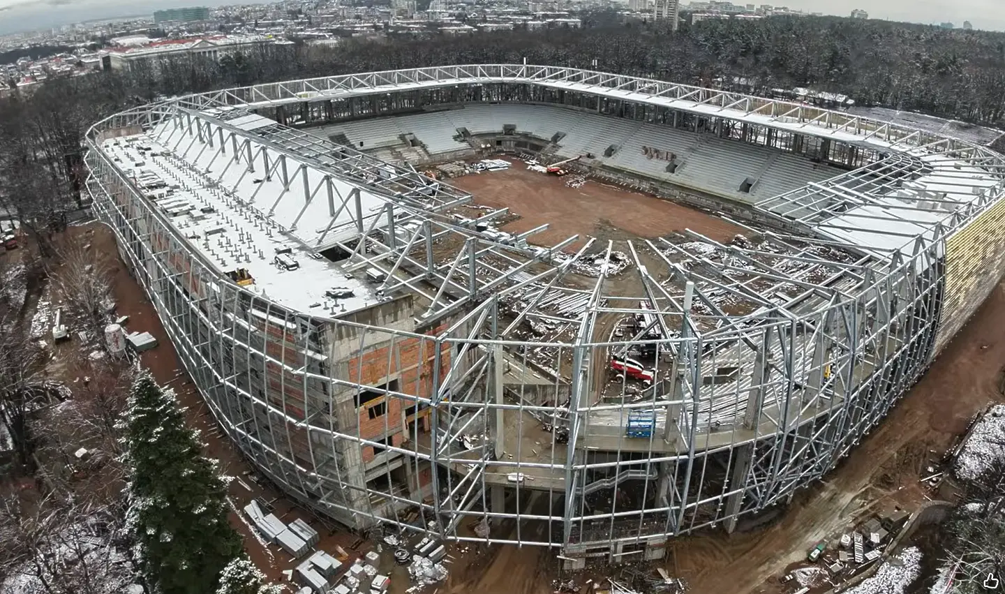 Стадионът на ЦСКА се реконструира дори на Коледа (ВИДЕО)
