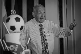 Футболна България скърби за Димитър Пенев