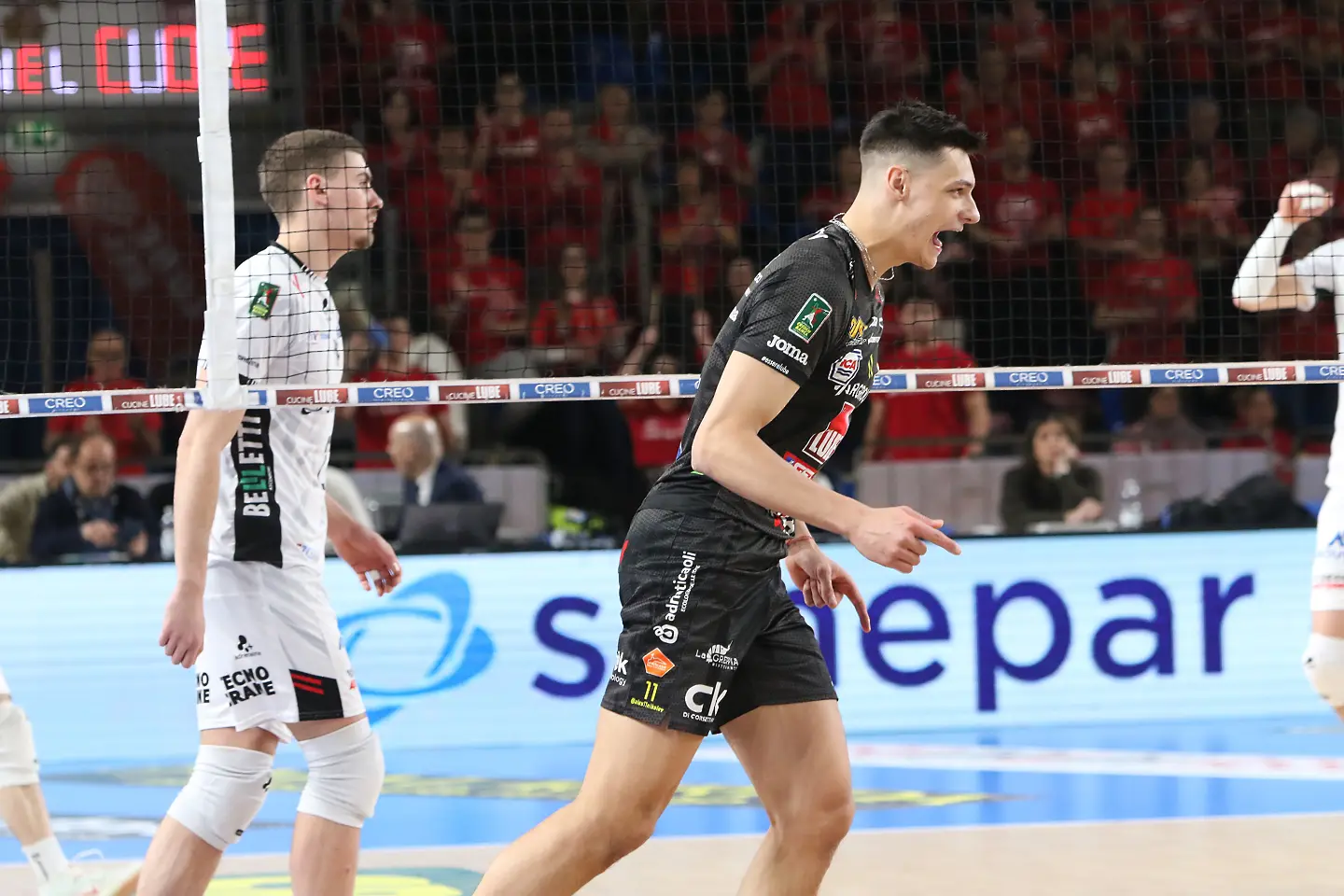 Александър Николов / www.legavolley.it