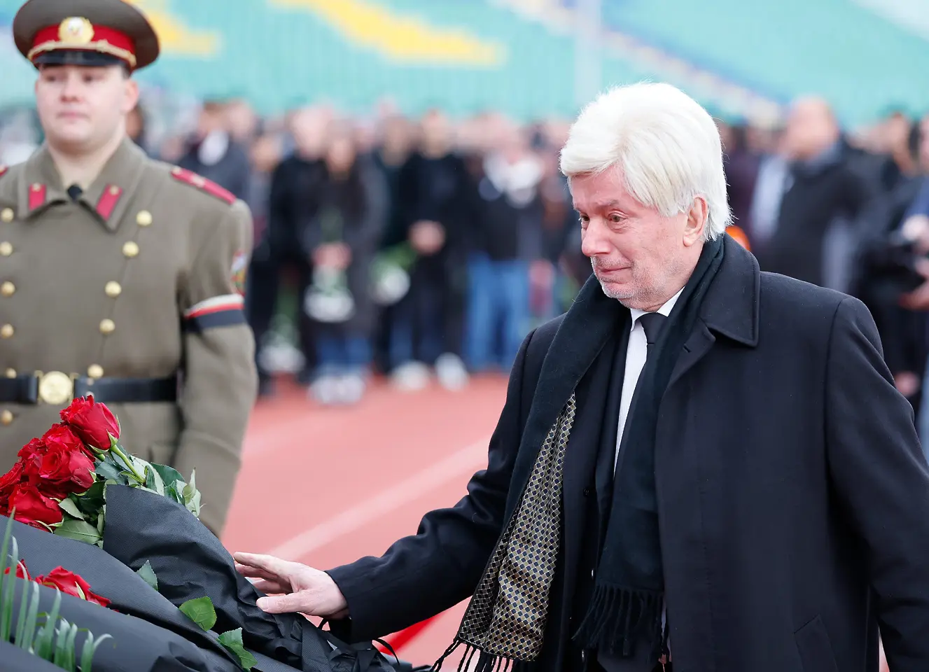 Валентин Михов, поклонение на Димитър Пенев / startphoto.bg  