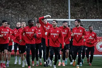 ЦСКА тренира с трима от четиримата си нови (ВИДЕО)