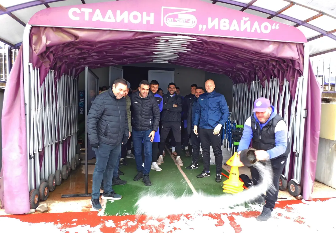 Етър започна подготовката си, почете паметта на Димитър Пенев