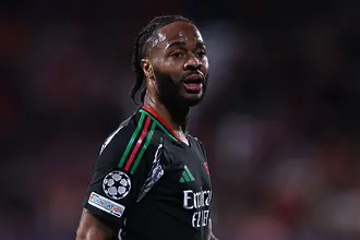 Лондонско дерби за Стърлинг