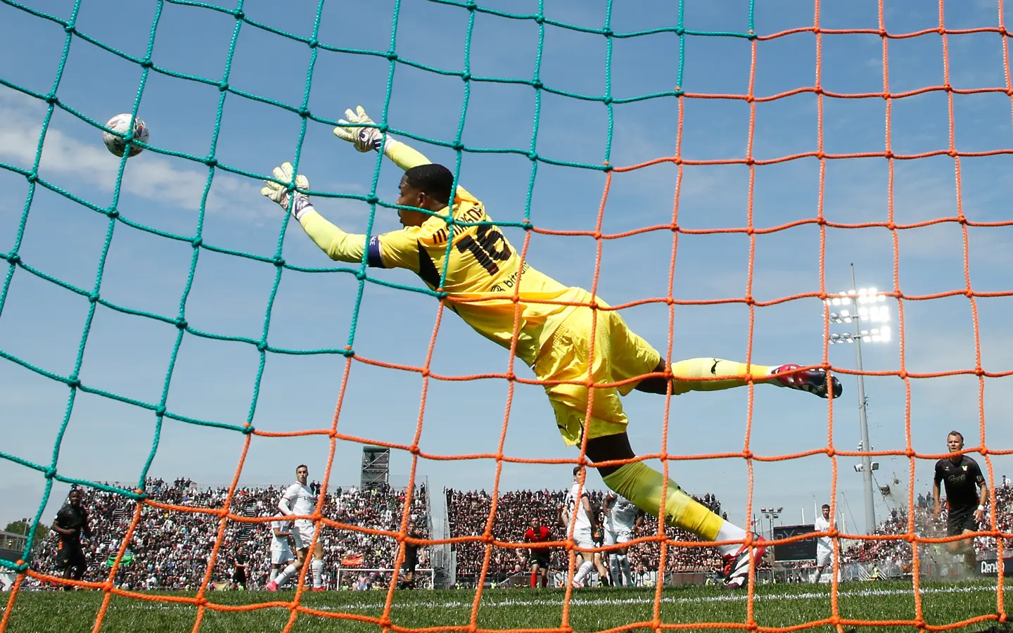 Майк Менян / Getty Images