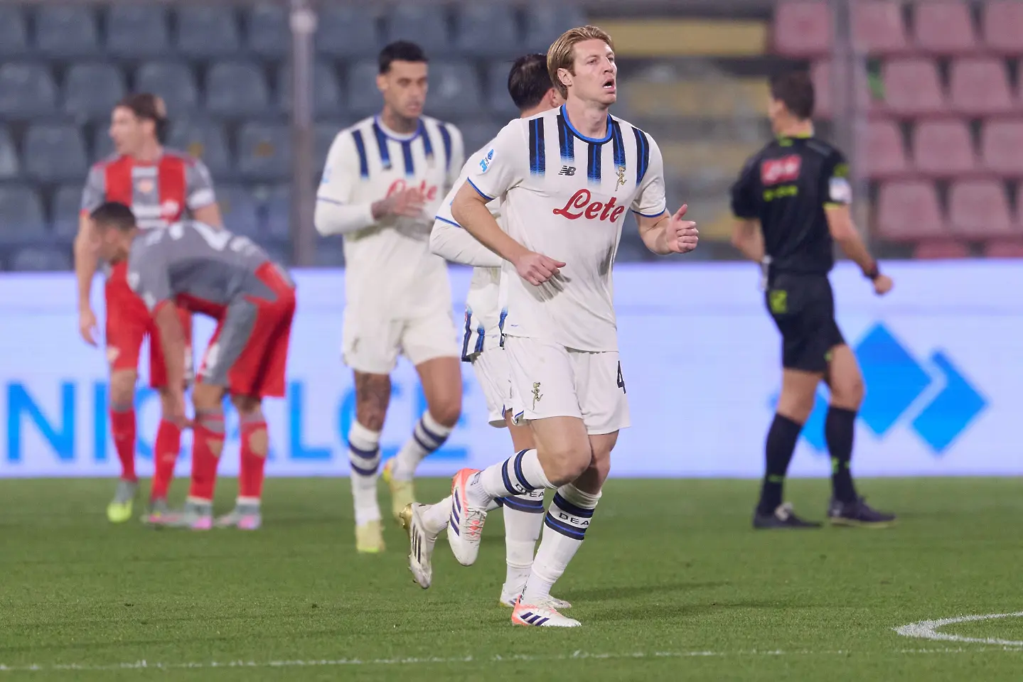 Фиорентина се подсили с халф в борбата за оцеляване