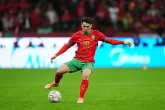 Той избра родината пред несигурния лукс, за да я отведе към величието