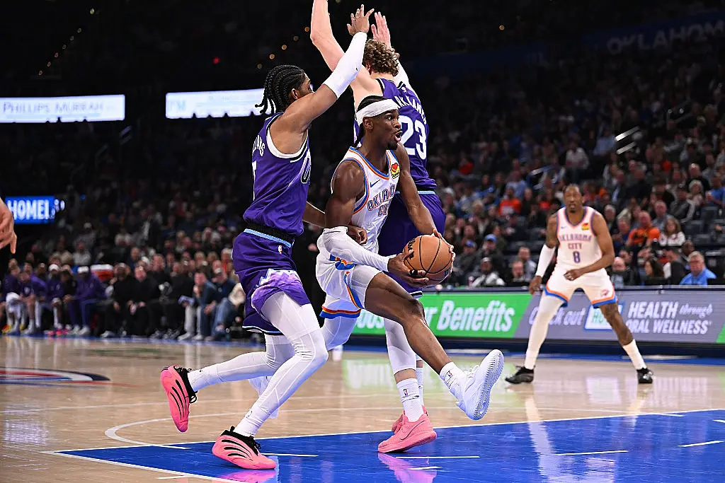 Шей Гилджъс-Александър срещу Юта Джаз / Getty Images 