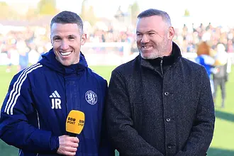 Уейн Рууни на ръба на сълзите, след като брат му сътвори сензацията на века във ФА Къп (ВИДЕО)