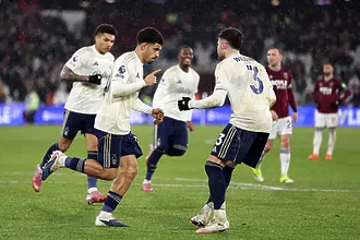 Нотингам нанесе болезнен удар по Уест Хем в битка за 6 точки