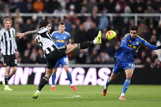 Нюкасъл с немислим обрат срещу Лийдс в мача на сезона в Англия, Груев с асистенция (ВИДЕО)