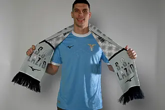 Лацио представи нападател, отказал да играе за България