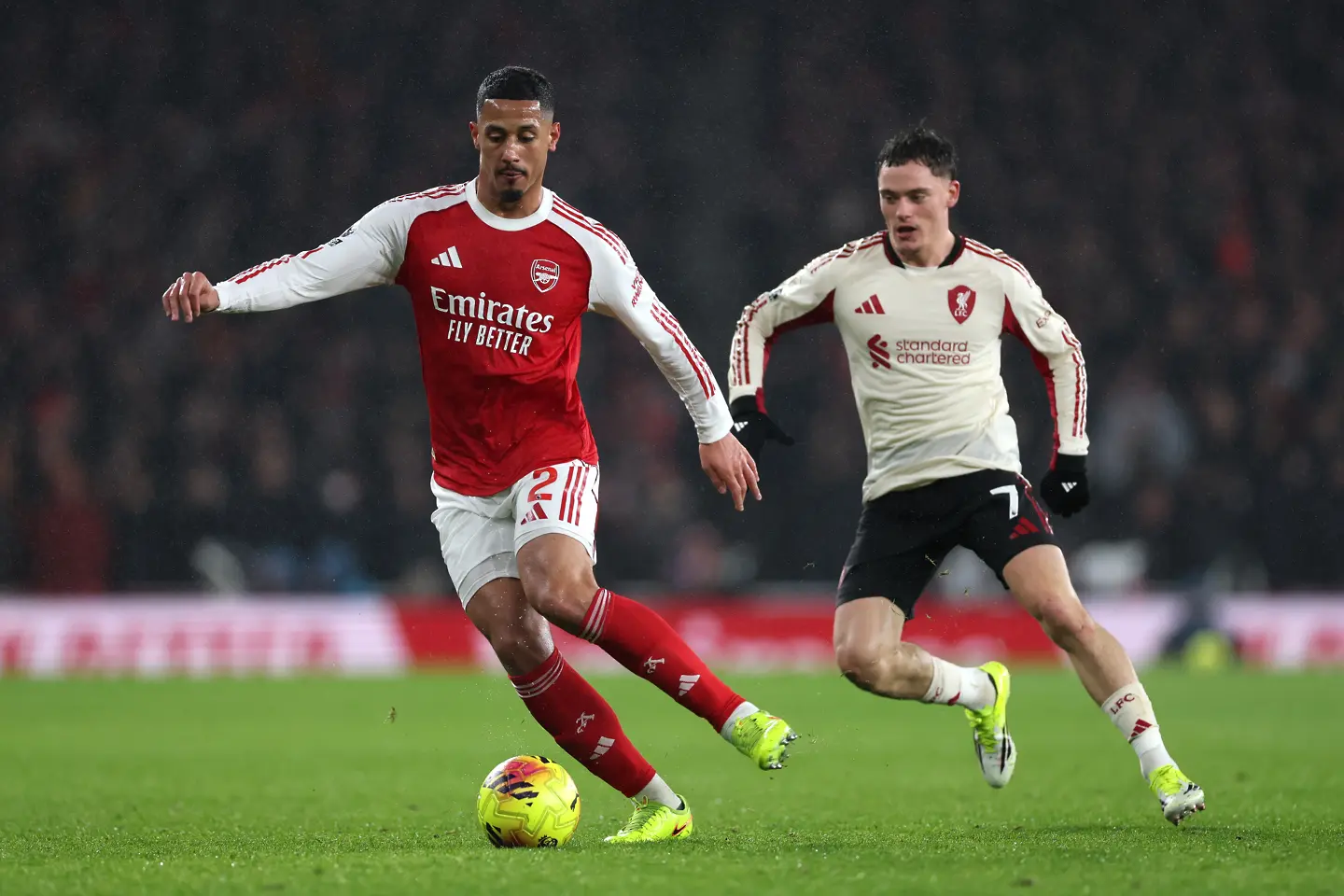 Арсенал и Ливърпул не оправдаха високите очаквания под лондонския дъжд