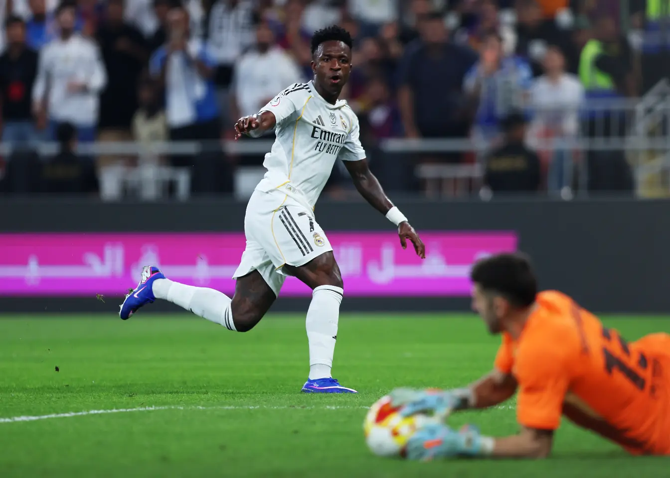 Винисиус Жуниор срещу Жоан Гарсия / Getty Images