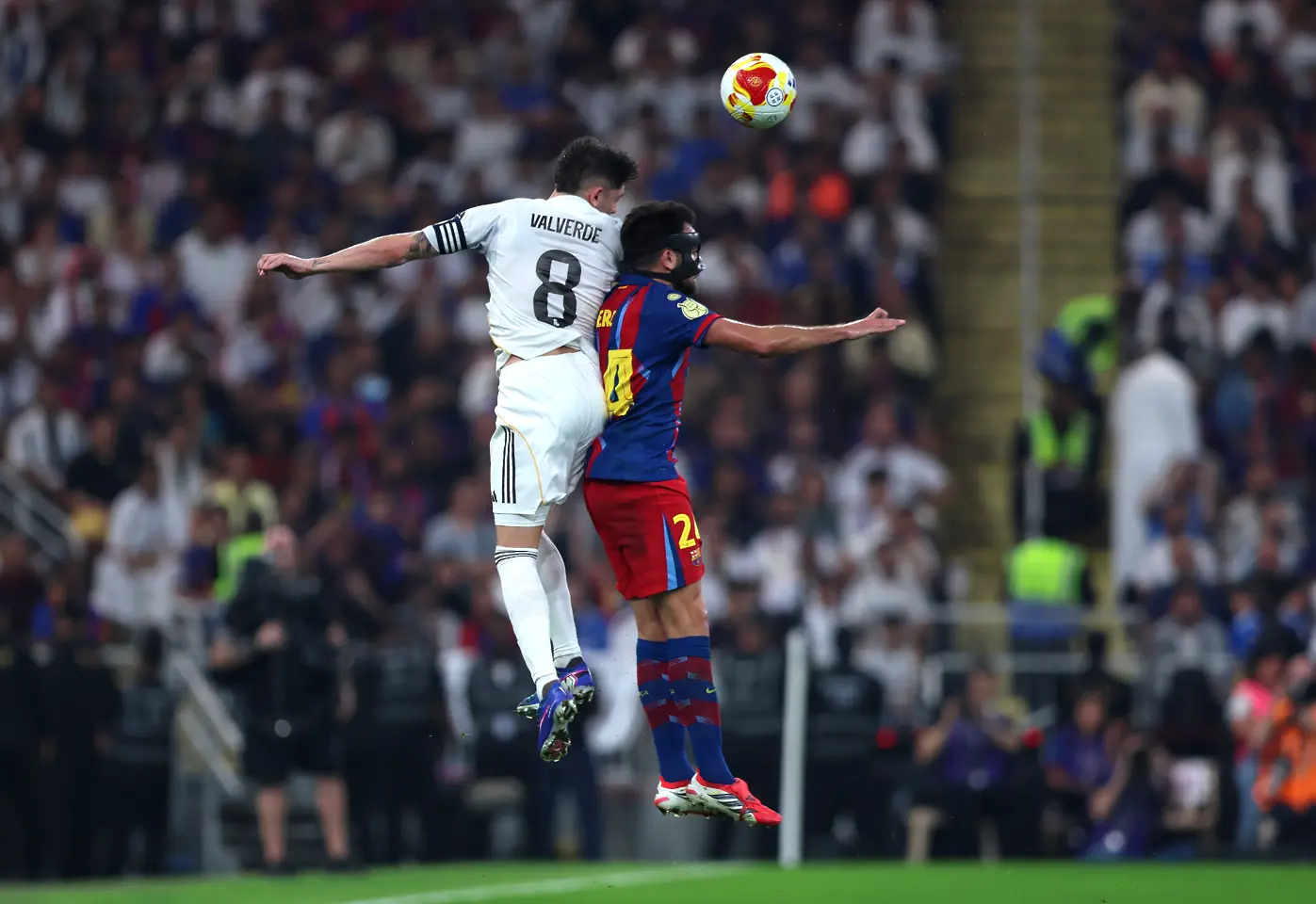 Федерико Валверде и Ерик Гарсия / Getty Images