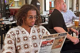 Млад талант на Метц е в тежко състояние след смъртоносния пожар в Швейцария