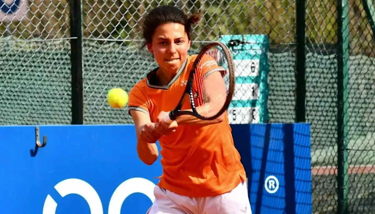   Хаджар Абделкадер / instagram/@lorena_schdl