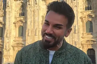 Благо Георгиев в тренда от Милано: Ето ме, Париж, Айфеловата кула (ВИДЕО)