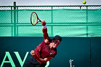 Голяма победа прати Янаки Милев на 1/4-финал в Анталия