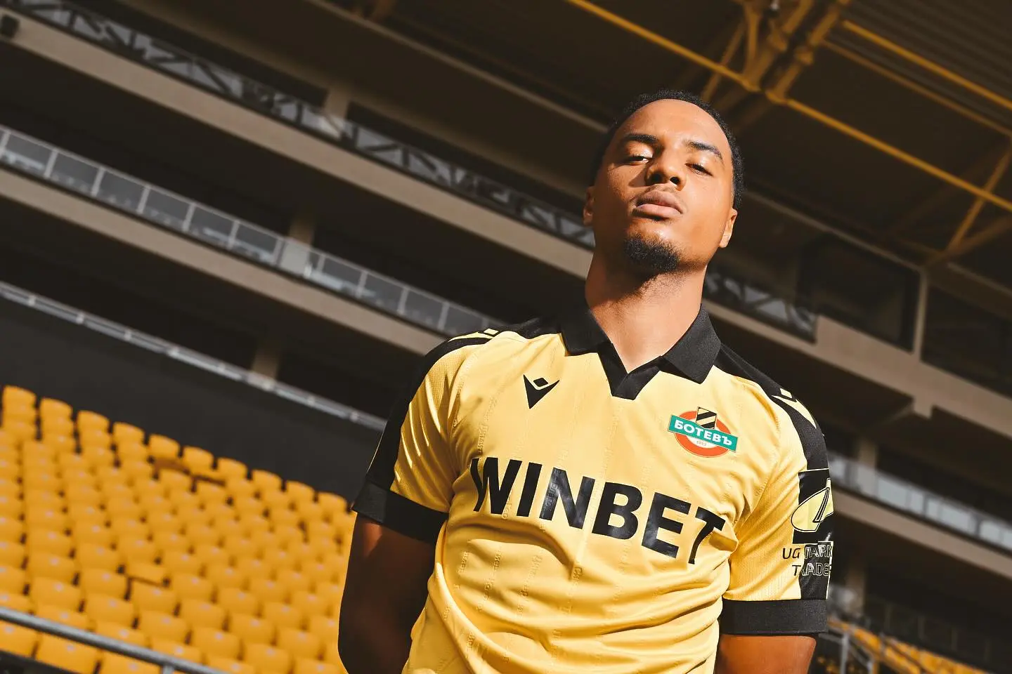 Армстронг Око-Флекс / facebook.com/botevplovdiv