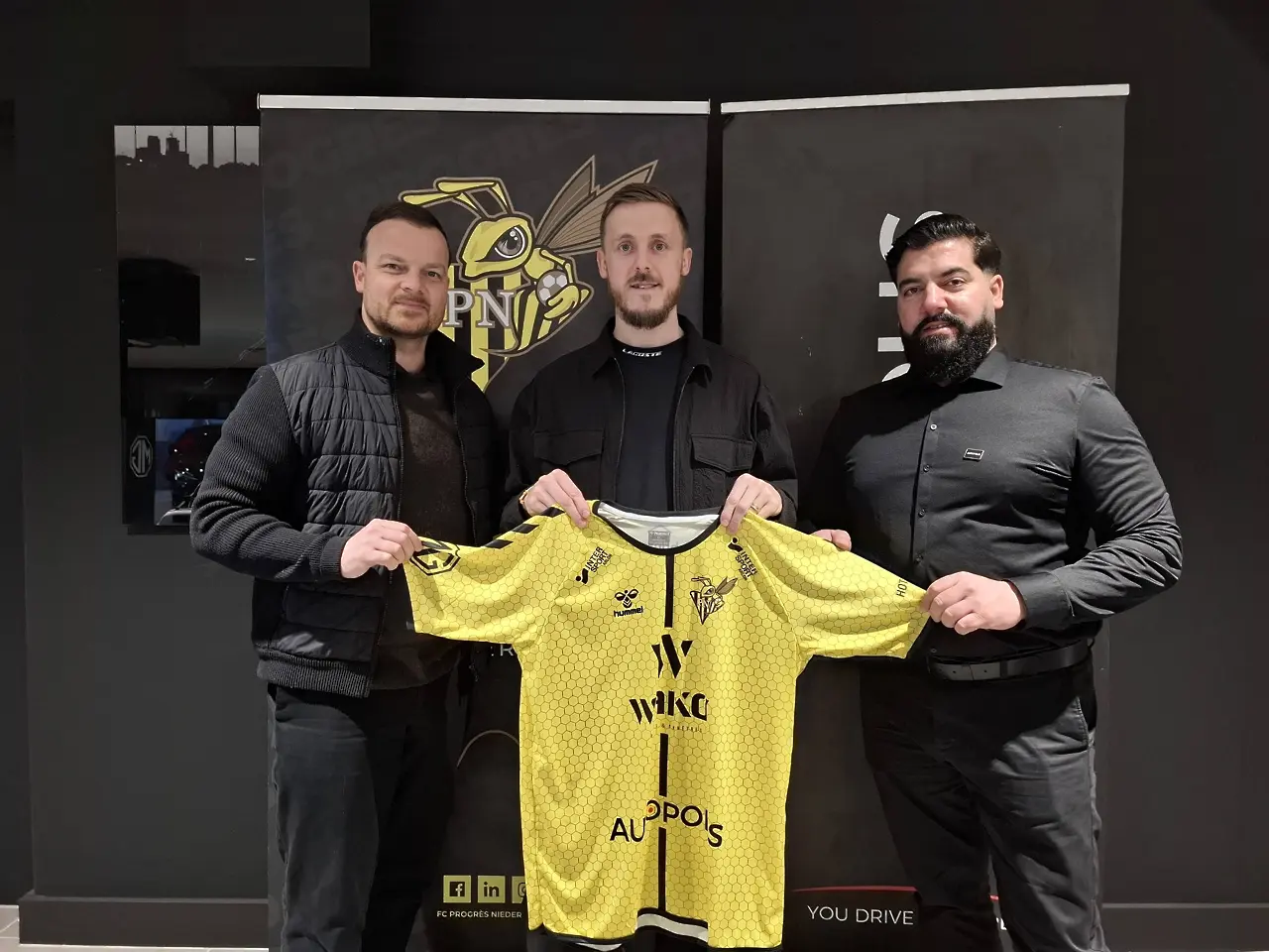 Тибо Вион / www.facebook.com/progresofficiel/