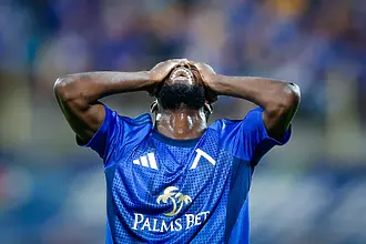 Какво се случва с Карл Фабиен?