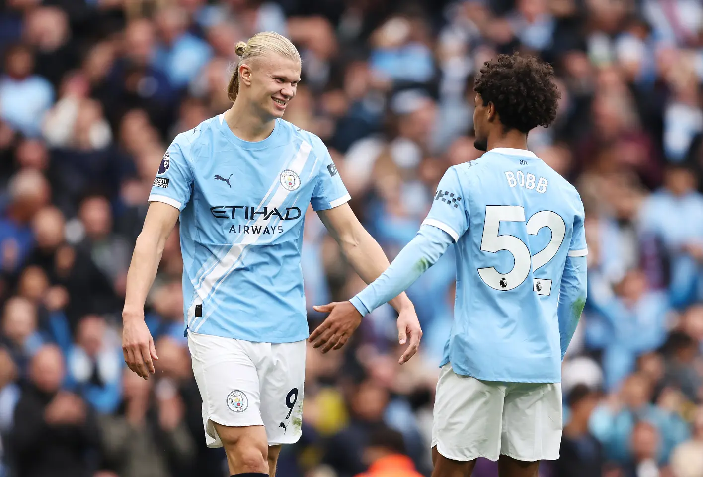 Ерлинг Холанд и Оскар Боб / Getty Images