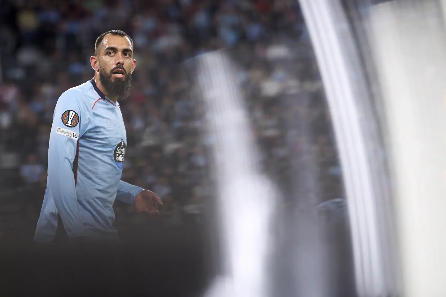 Селта с уникален призив към феновете: Елате с боядисани нокти