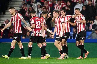 Неузнаваемо слаб Атлетик Билбао оцеля за Купата на Краля 