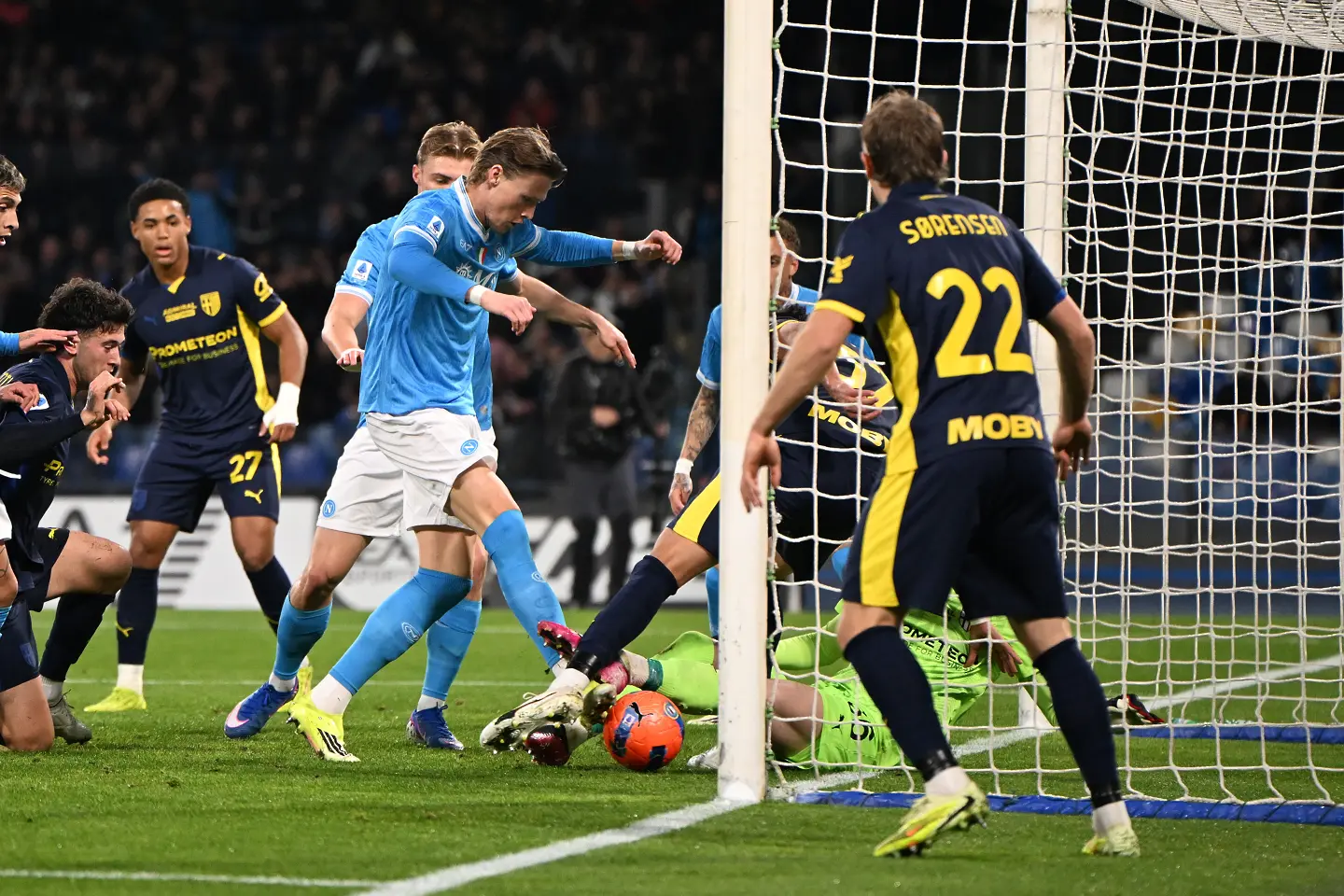 Скот Мактоминей срещу Парма / Getty Images