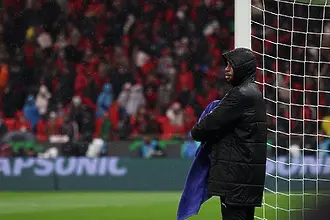 Кърпи, гонитби и титла: невероятната роля на резервния вратар на Сенегал (ВИДЕО)