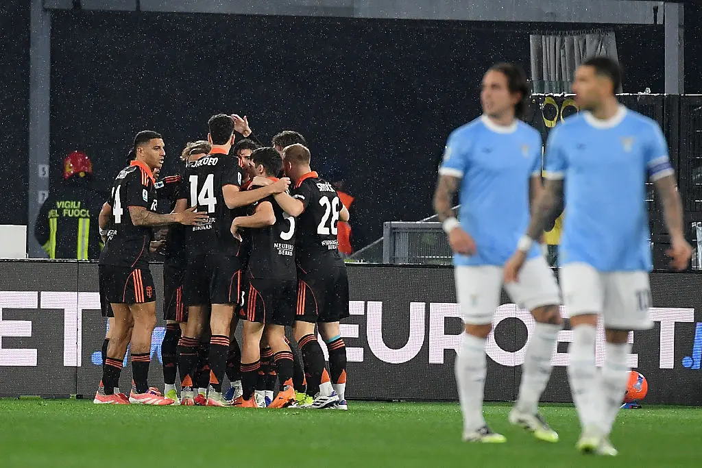 Комо се радва след гол срещу Лацио / Getty Images 