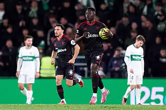 Севиля не се предаде срещу Елче и навакса 2 гола пасив в края