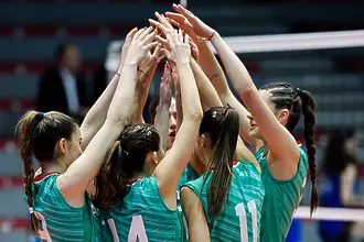 България U18 спечели групата си в европейската квалификация