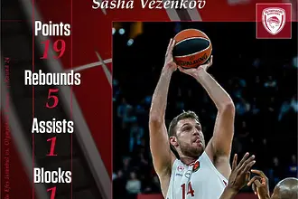 Везенков и Олимпиакос биха турци и продължават наказателната акция