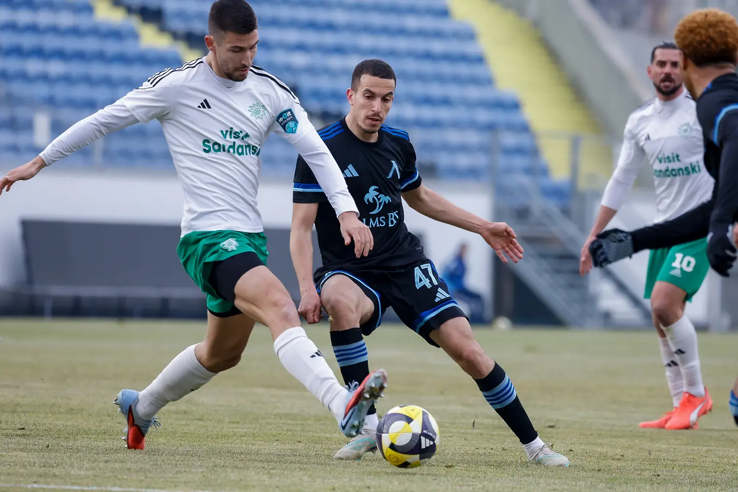 Акрам Бурас / startphoto.bg