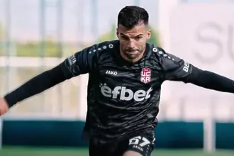 ЦСКА 1948 врътна реми с босненци