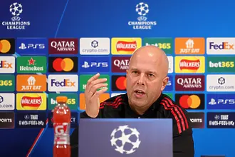 Слот с ироничен коментар за слуховете: Чаби Алонсо ми се обади, поема поста след шест месеца