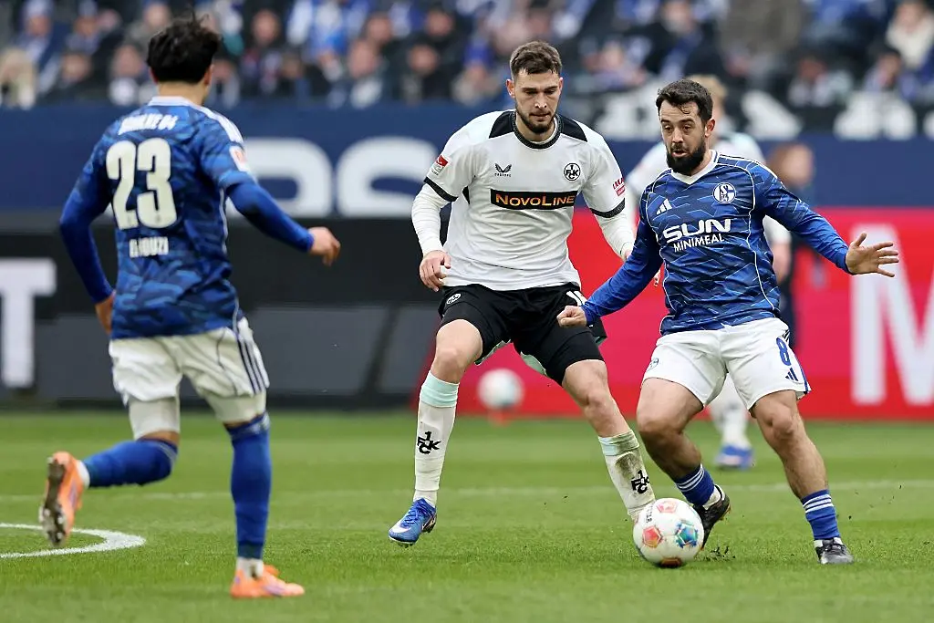 Атанас Чернев срещу Амин Юнес / Getty Images 