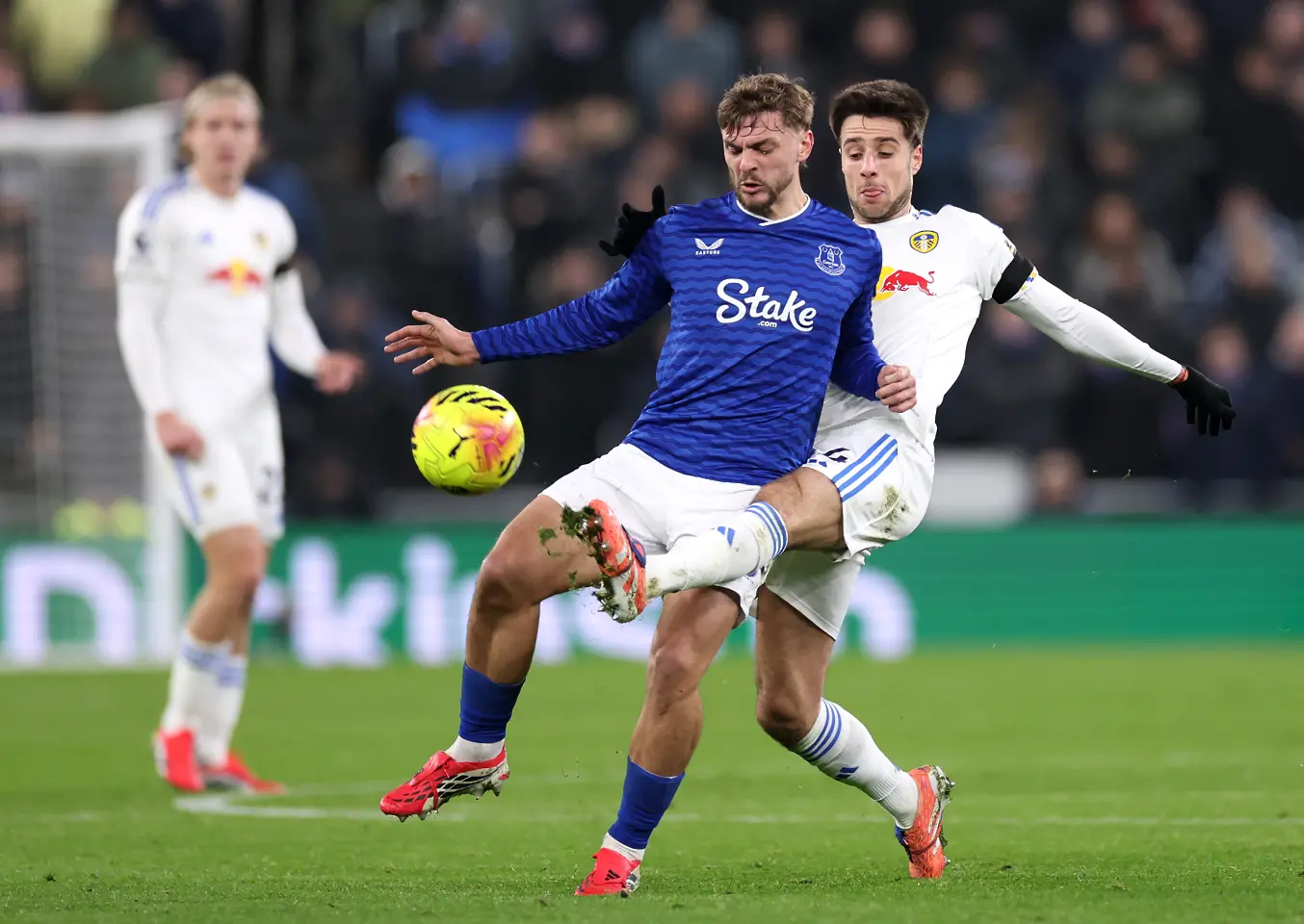 Киърнън Дюсбъри-Хол, Илия Груев, Евертън - Лийдс / Getty Images