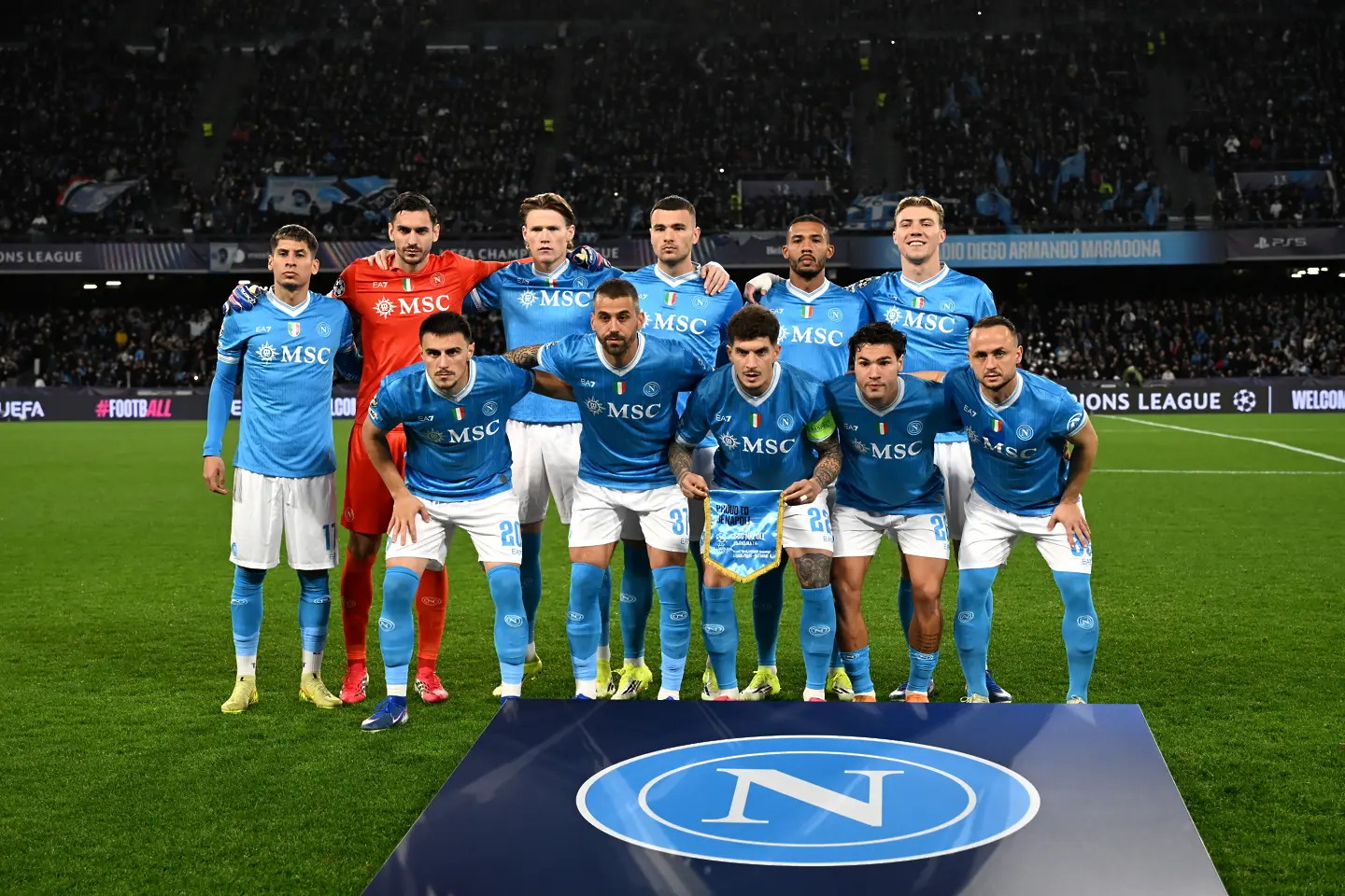 На живо: Наполи и Челси в съдбоносен мач (Състави)