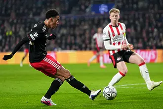 Байерн Мюнхен показа феърплей срещу ПСВ Айндховен (ВИДЕО)