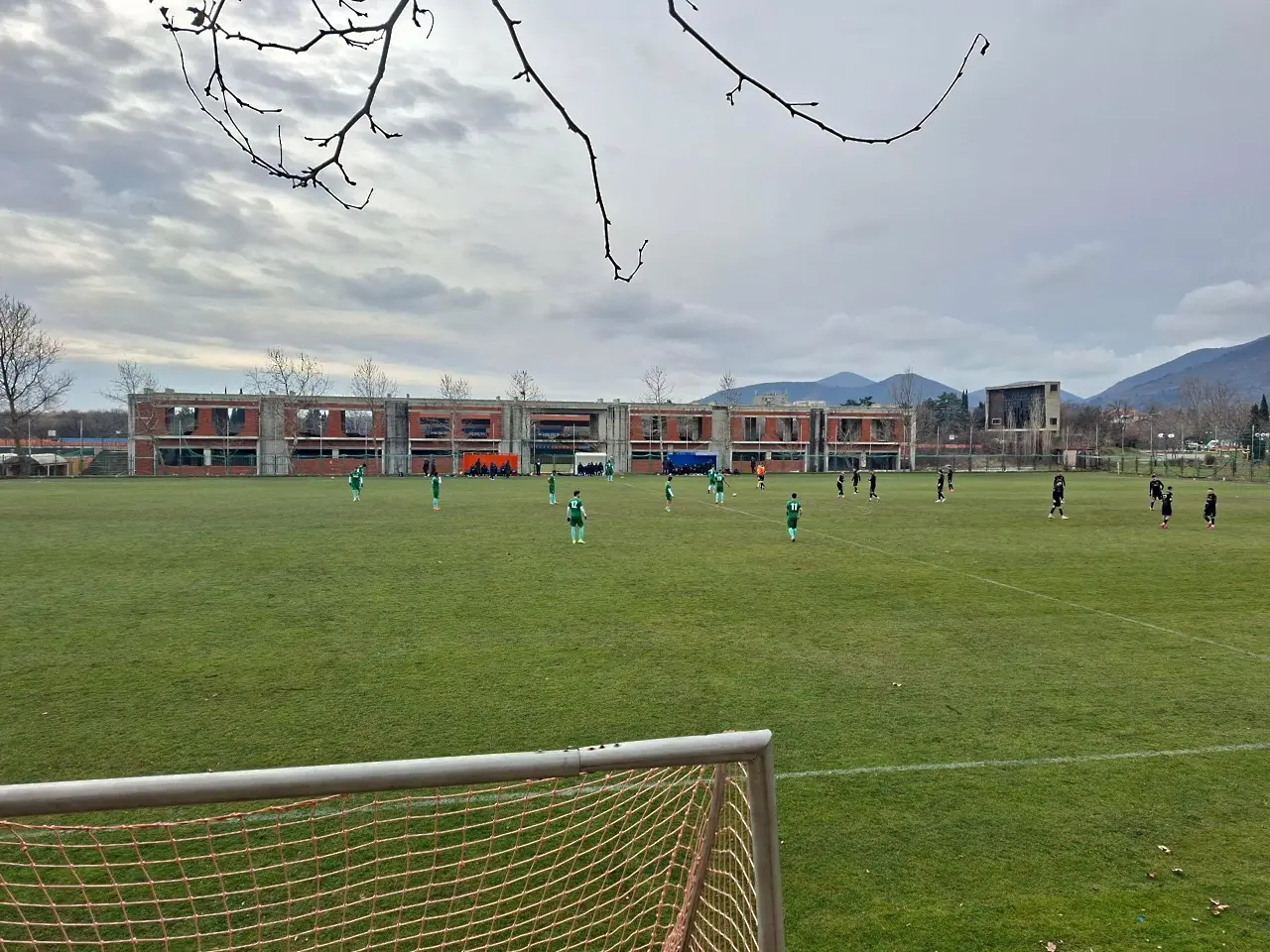 Берое и Янтра врътнаха реми в Сливен